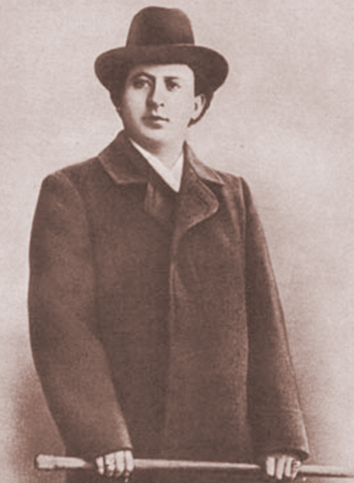 ГАСТРОЛИ ТРУППЫ МАКСАКОВА ГАСТРОЛИ ТРУППЫ МАКСАКОВА