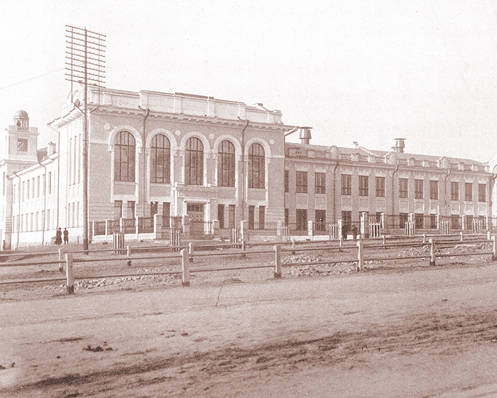 РЕАЛЬНОЕ УЧИЛИЩЕ ИМ. ДОМА РОМАНОВЫХ РЕАЛЬНОЕ УЧИЛИЩЕ ИМ. ДОМА РОМАНОВЫХ