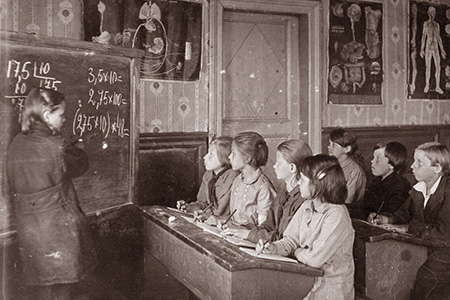 ШКОЛУ ЗАКРЫЛИ ШКОЛУ ЗАКРЫЛИ